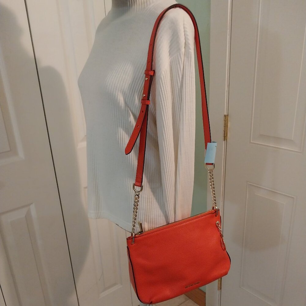 3468 Michael Kors Shoulder bag, 11.5" X 9" X 4". - Picture 9 of 13
